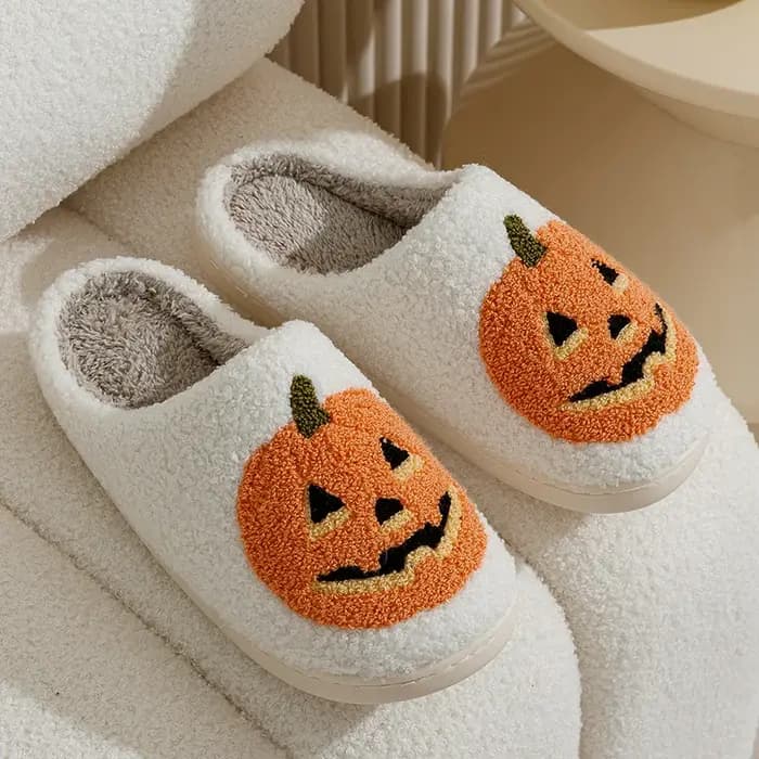 Classiques citrouille Halloween chaussons pour femmes hiver intérieur dessin animé confort maison chambre doux casual plat en peluche chaussures pour cadeau