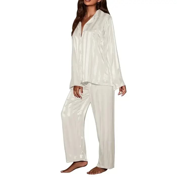 Ensemble de pyjama rayé pour femme