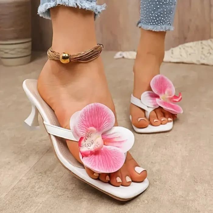 2025 nouvelles pantoufles pour femmes décontracté à la mode chaussures de haute qualité pour les fem