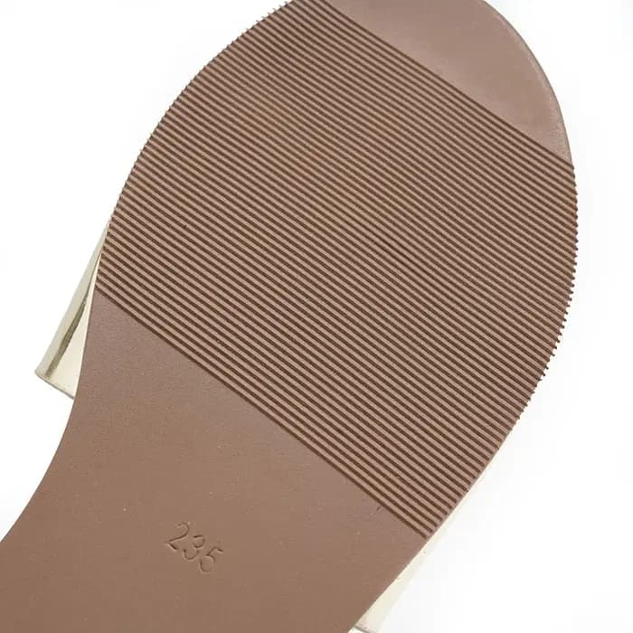 CHCH découpé décoration délicate mode chaussons pour femmes marque