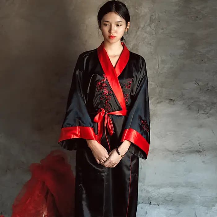 Nouveauté Robe de bain réversible femmes Kimono Yukata Satin broderie Dragon chemise de nuit chinois