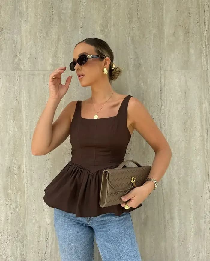 Haut à bretelles plissé sans manches, coupe ajustée, col carré, couleur chocolat, style urbain perso