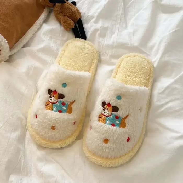 Pantoufles décontractées en peluche pour chien