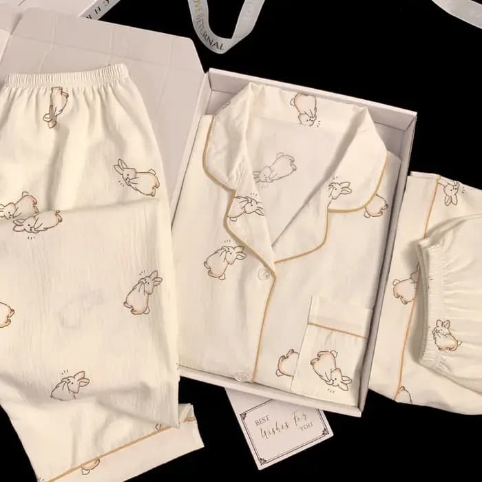 Ensemble de pyjama trois pièces pour femmes pour le printemps et l'été