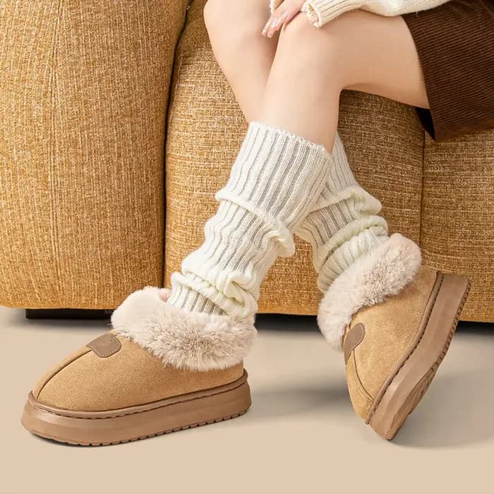 Pantoufles d'hiver doublées en polaire pour hommes et femmes