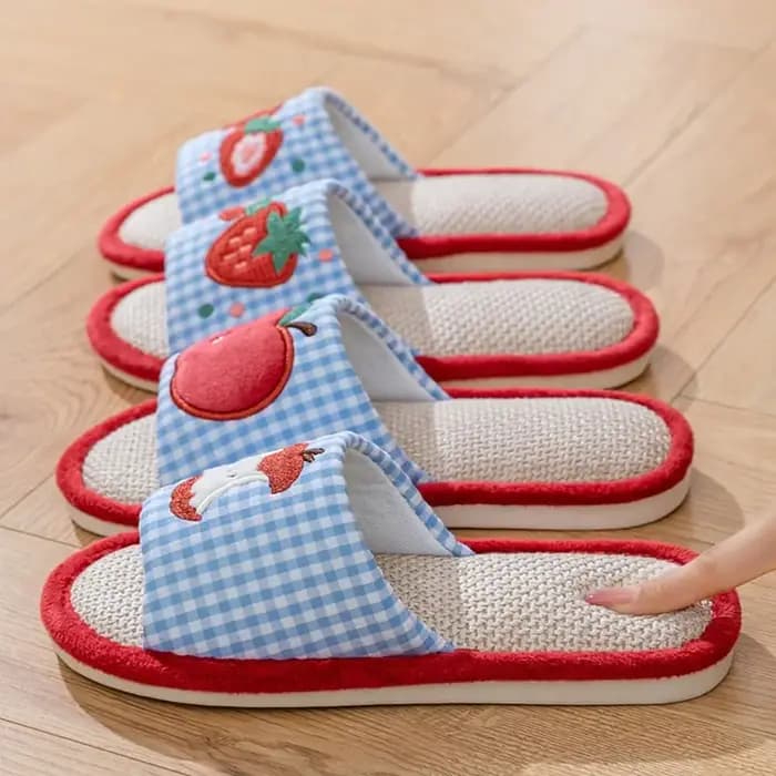 Pantoufles d'intérieur en lin doux pour maison de fraises