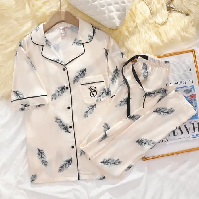 Ensemble de pyjama en satin de soie pour femmes Victoria's Secret