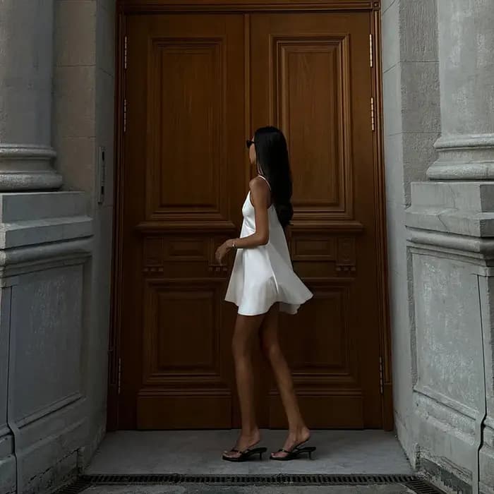 Mini robe en dentelle patchwork beige pour femme sexy coupe ample en ligne A col en V dos nu pour été