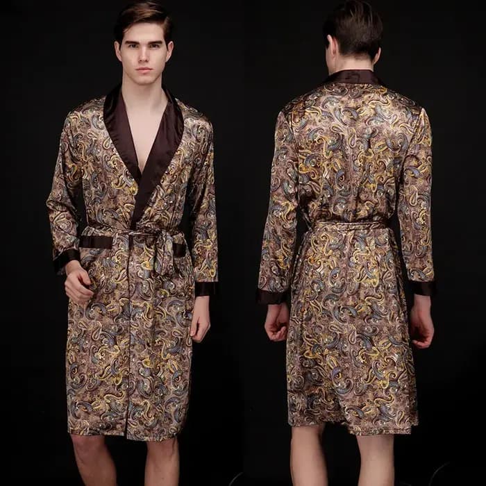Peignoir avec poche en soie glacée pour homme