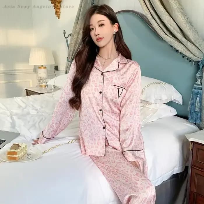 Ensemble de pyjamas College léopard pour femmes