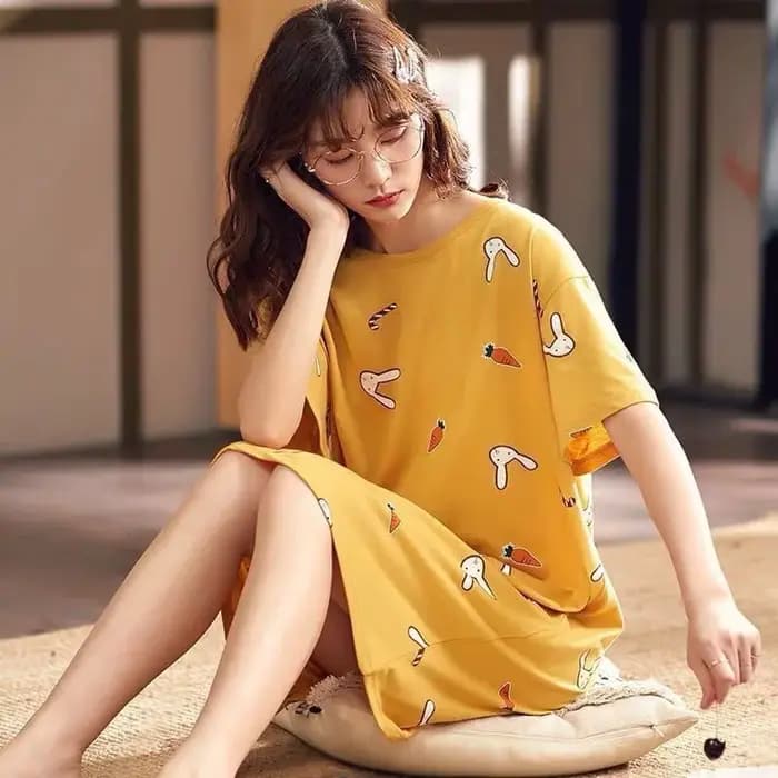 Robe de nuit mignonne à motifs de dessins animés pour femmes