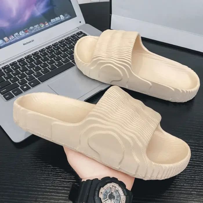 Pantoufles Souples d'Nikpour Homme et Femme