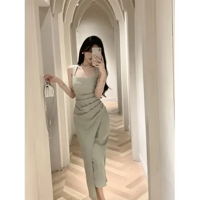 Robe longue élégante en satin style français, coupe ajustée, bustier, longueur genou, nouveau modèle