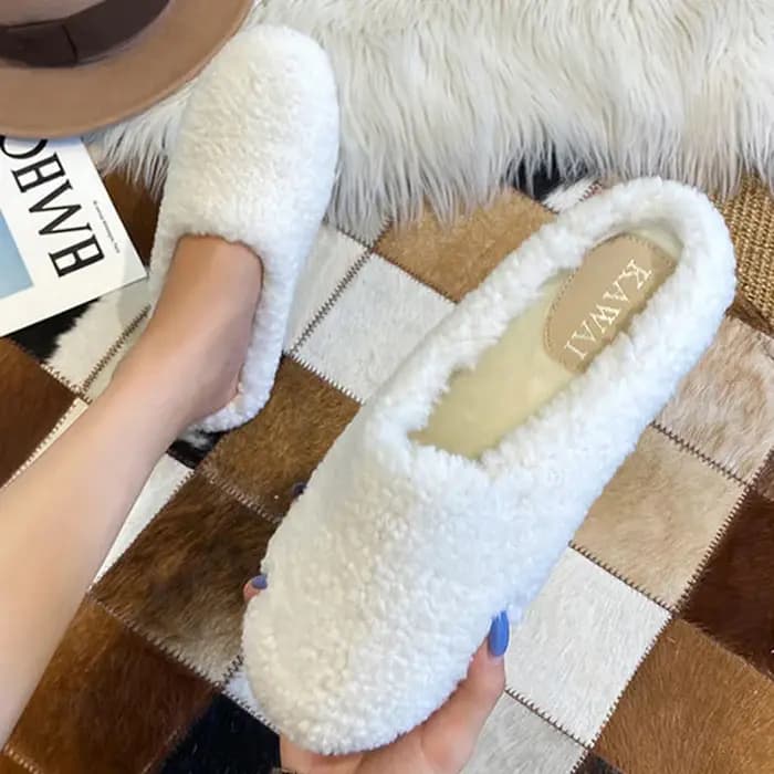 Pantoufles d'hiver 2026 en laine pour femme