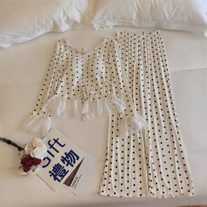 Ensemble pyjama princesse en dentelle pour femmes