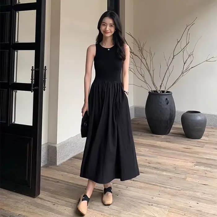 Robes longues tricotées noires pour femmes