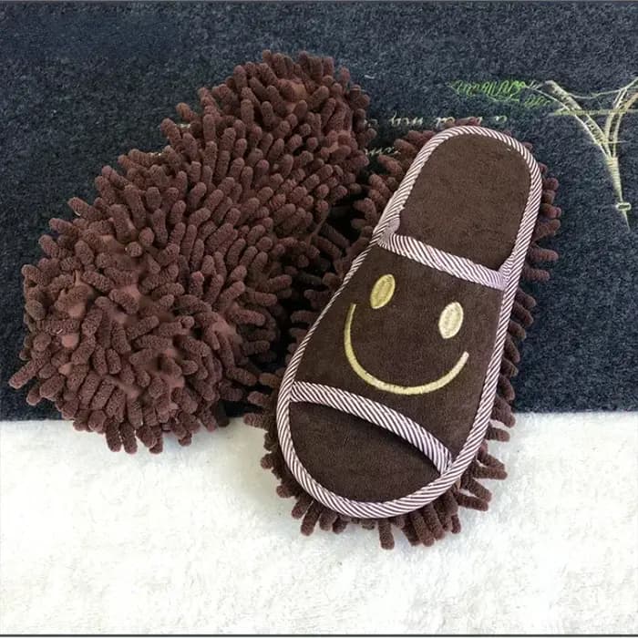 Pantoufles de nettoyage souriant pour vadrouille intérieure