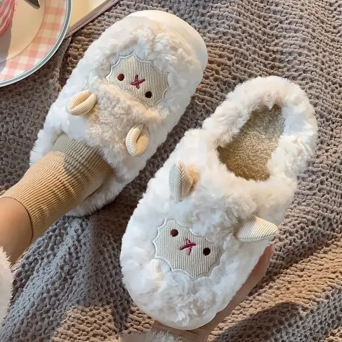 Pantoufles moelleuses en forme de mouton pour hommes et femmes