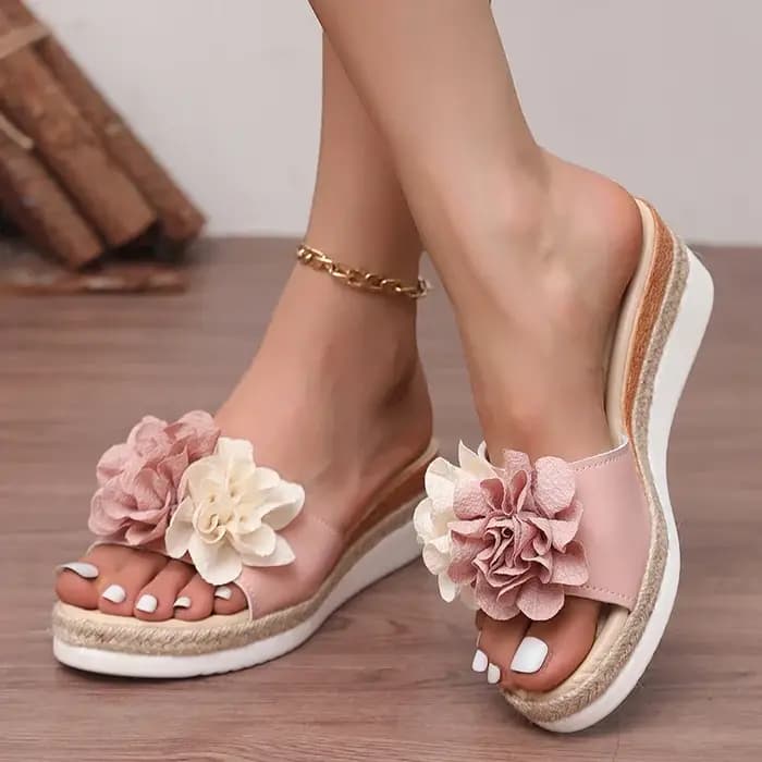 Pantoufles compensées à décor de fleurs roses pour femmes