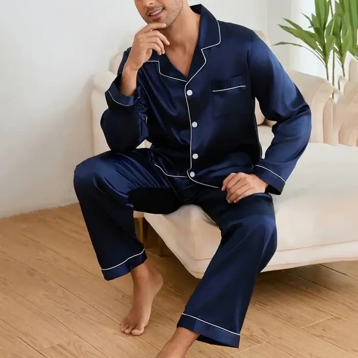 Hommes vêtements de nuit Satin pyjama ensembles à manches longues hauts avec pantalon