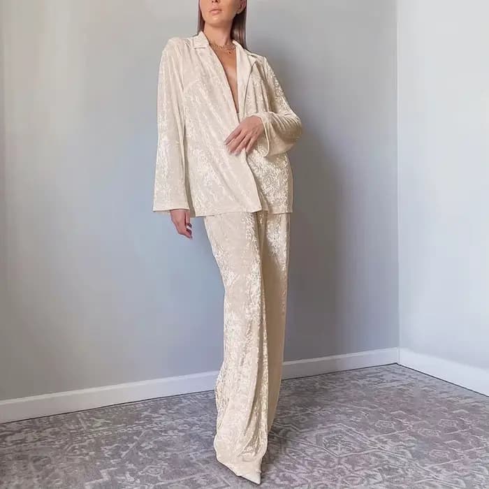 Nouveau velours Beige 2 pièces ensembles de vêtements de maison hiver hauts à manches longues et pan