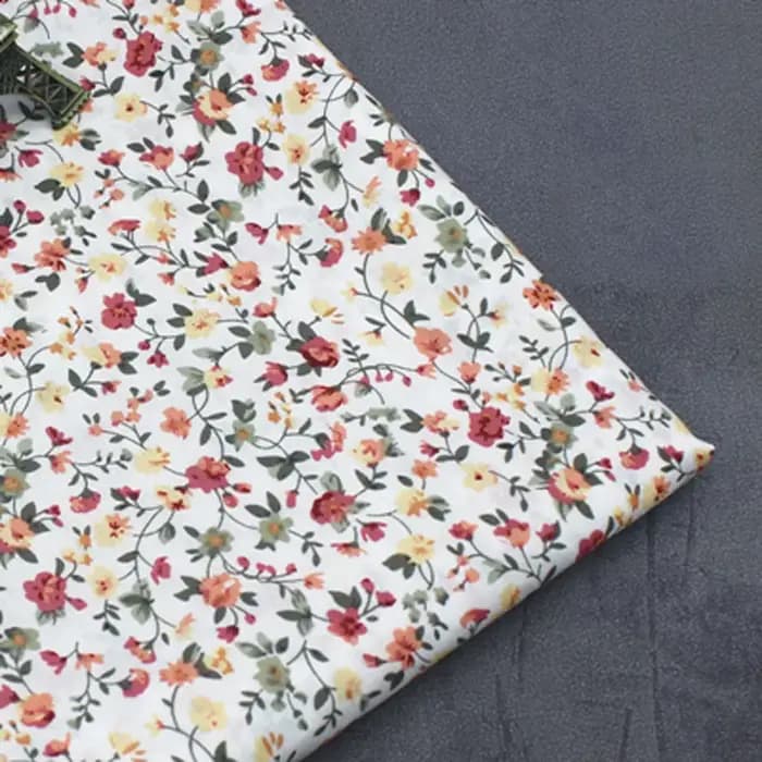 Tissu en Popeline de Coton à Motif Floral Doux et Respirant