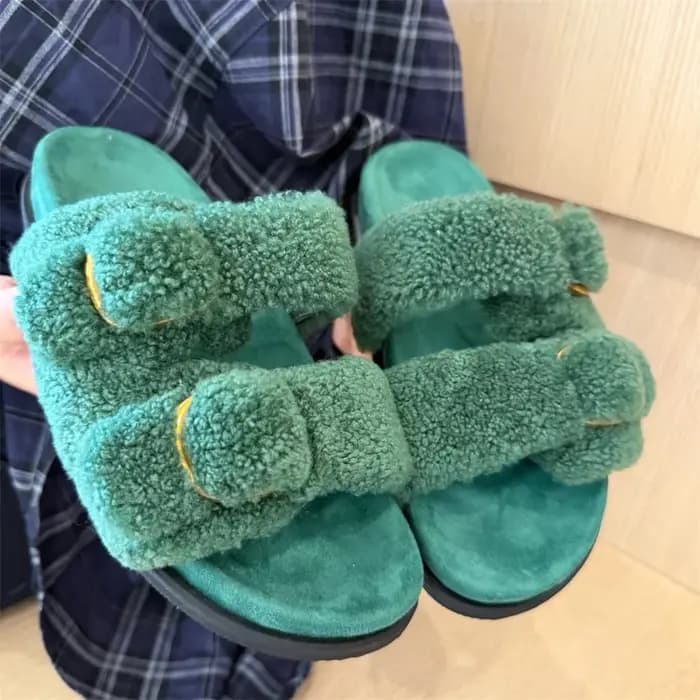 Sandales en fourrure de laine pour femmes