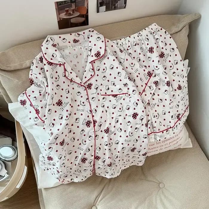 Kawaii Hello Kittys pyjamas femmes maison vêtements ensemble été à manches courtes Shorts