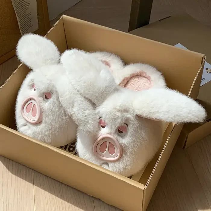 Pantoufles moelleuses cochon de dessin animé pour femmes