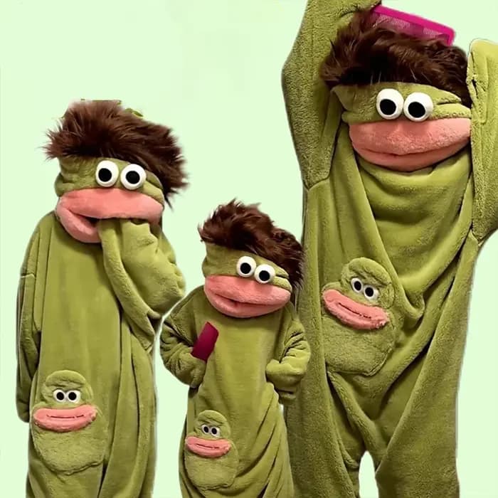 Pyjama Hangyodon Drôle Monstre à Capuche avec Cheveux Longs et Grande Bouche
