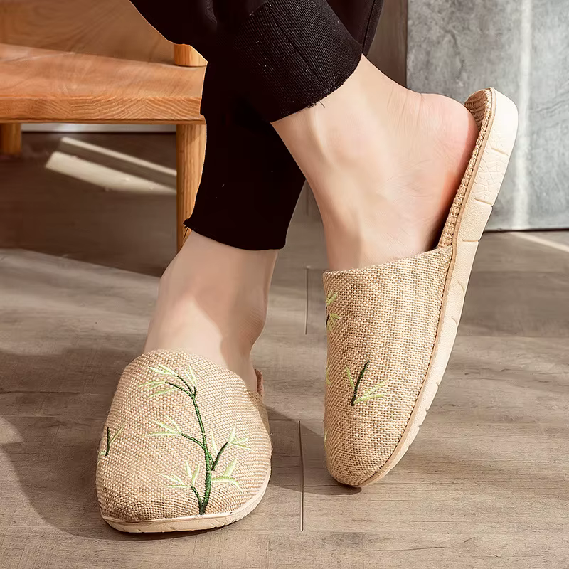 Pantoufles d'été en lin pour femmes et hommes, pantoufles de sol en coton et lin brodées à fond soup