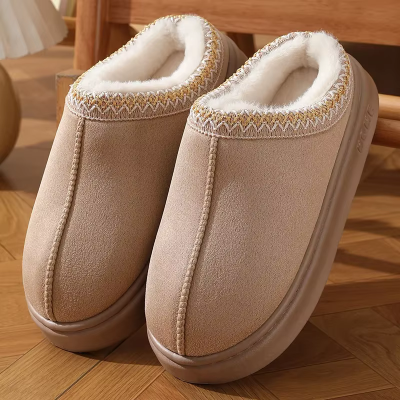 Nouvelle mode moelleux plate-forme pantoufles pour femmes 2025 hiver en peluche chaud coton chaussur