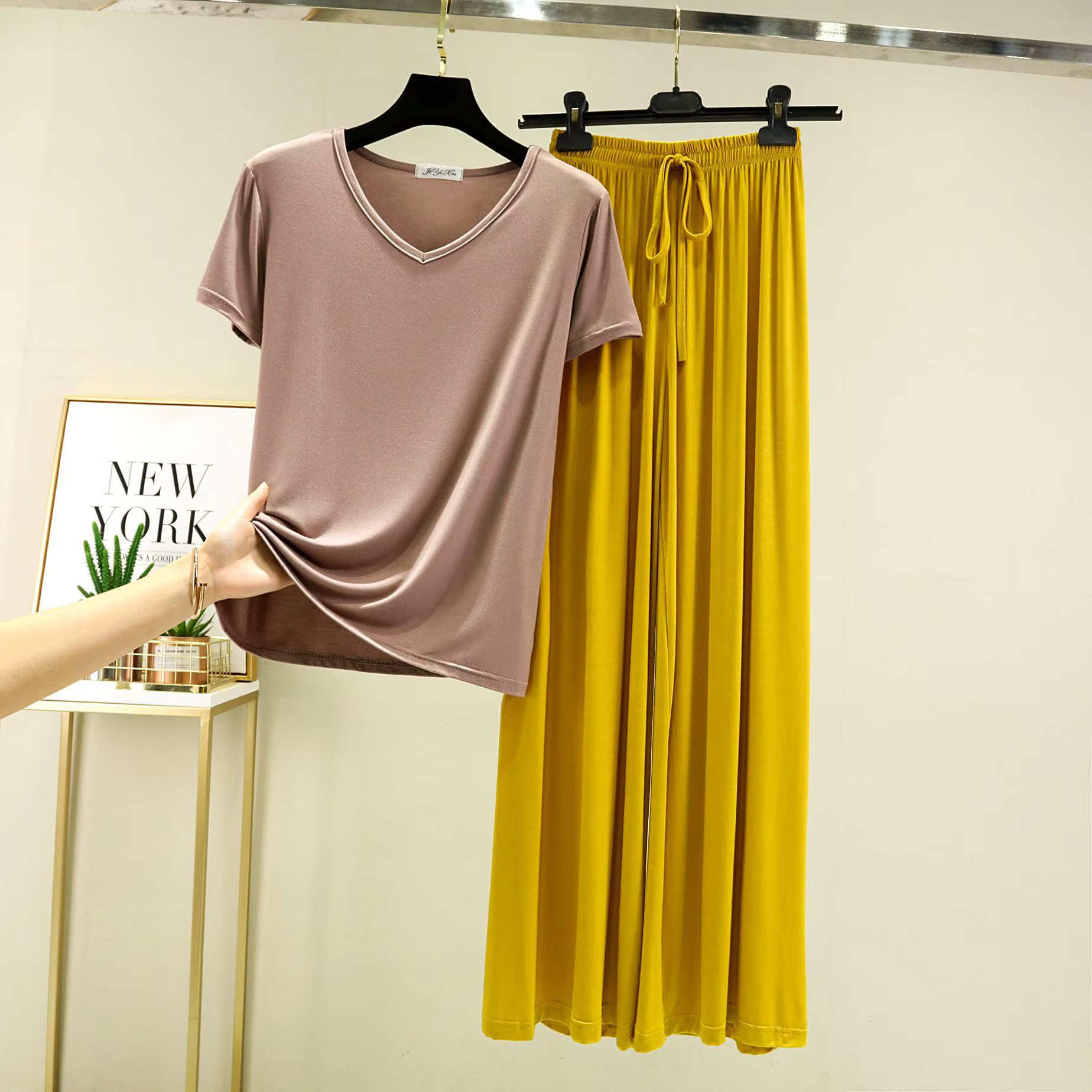 Ensemble pyjama à manches courtes pour la maison, vêtements de nuit monochromes, vêtements de nuit d