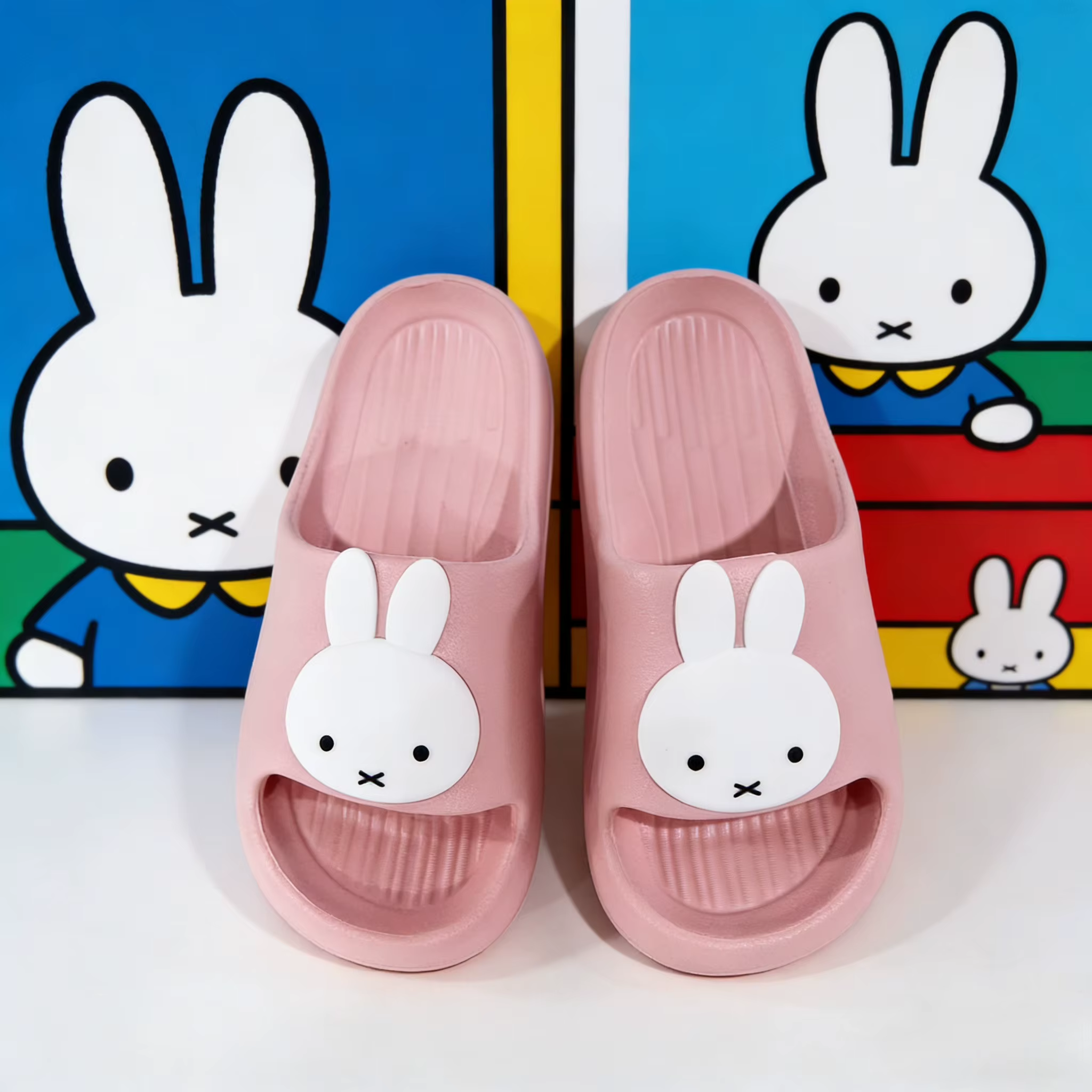 Mignonnes pantoufles antidérapantes Miffy pour hommes et femmes en EVA, pantoufles épaisses conforta