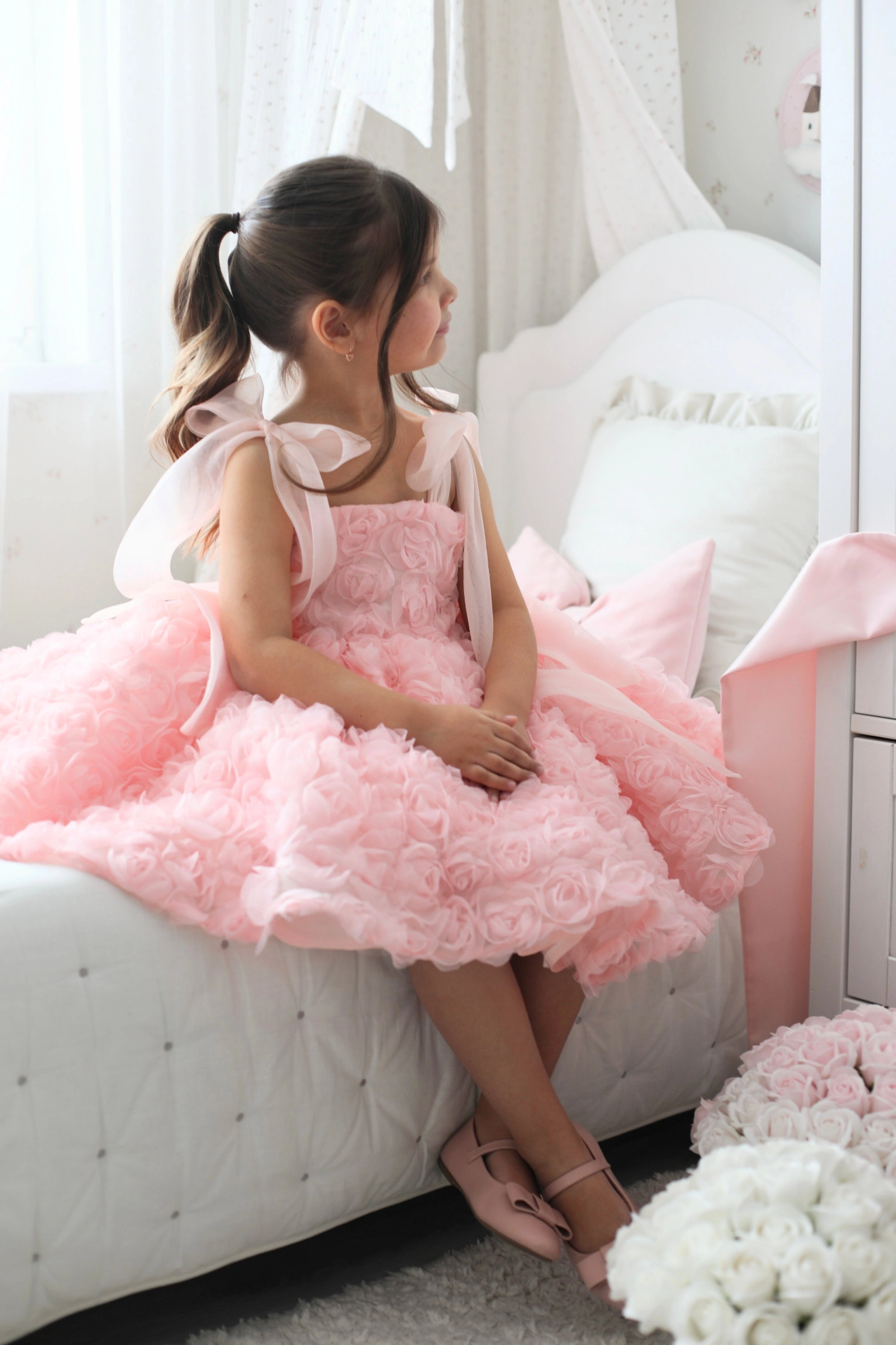 Robe de princesse pour filles, rose pêche, à bretelles fines, col tube, avec fleurs 3D, pour anniver