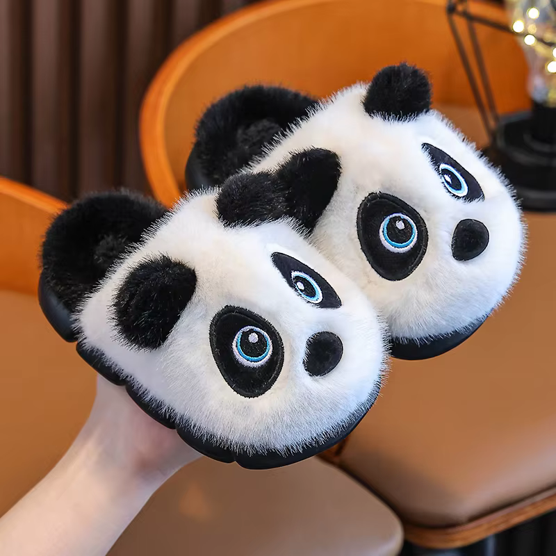 Adorables pantoufles d'hiver en coton chaud Panda, chaussures confortables pour les jours froids
