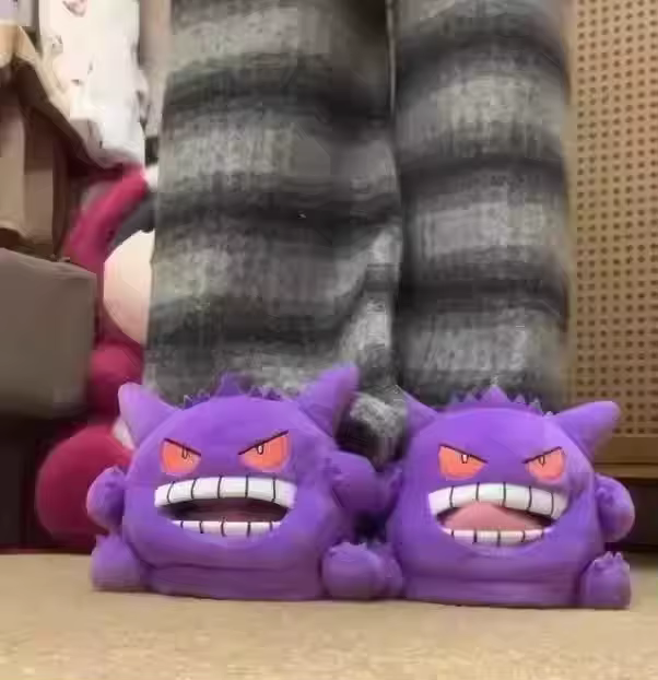 Nouvelles pantoufles Pokémon Gengar 2026 – Design amusant avec langue dégagée, semelle souple, migno