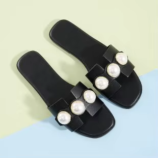 Pantoufles femmes 2025 nouvelles pantoufles plates chaussures de fête mode perle sandales pantoufles