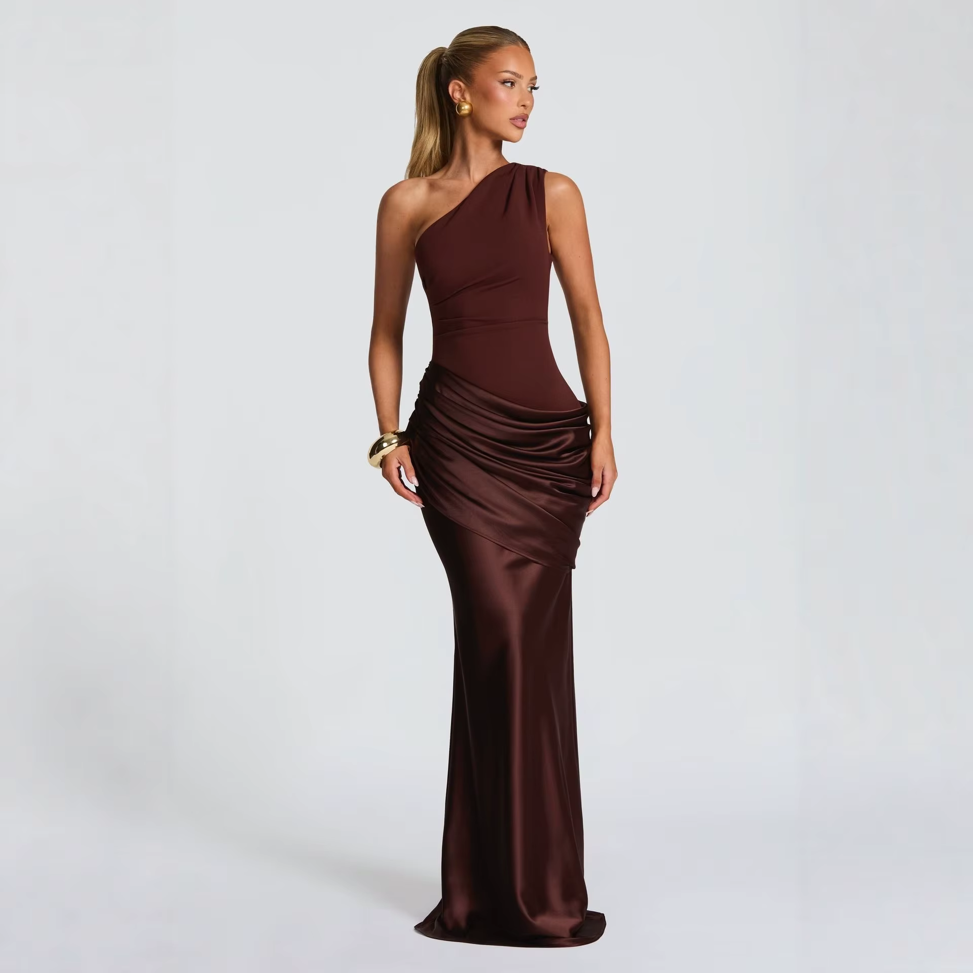 Robe pour femme, couleur unie, slim, sexy, sans manches, col diagonal, plissée, longue, élégante, en