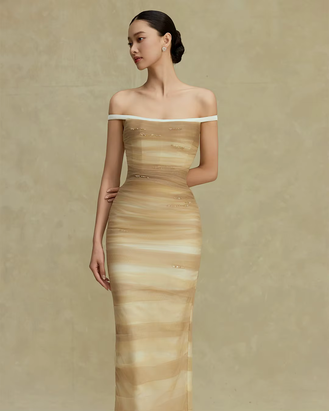 Pour les invités de mariage, soirée estivale |   Robe longue en mousseline à col rond, manches court