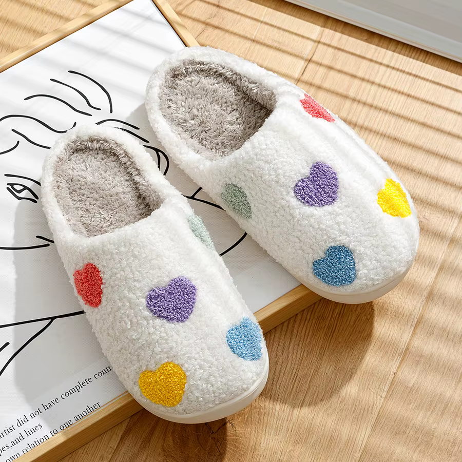 Pantoufles de saint-valentin pour femmes, chaussures d'hiver pour chambre à coucher, mode cœur color
