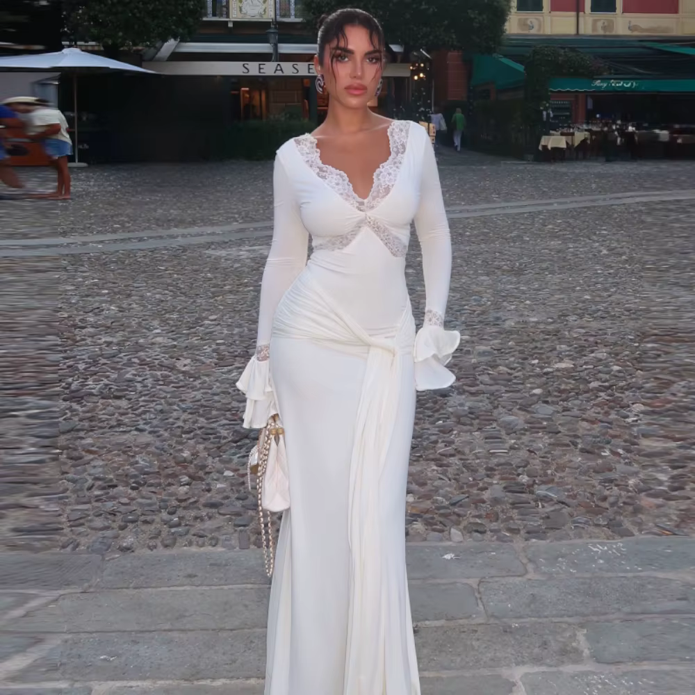 Robe de soirée sirène élégante en dentelle à col en V avec traîne, robes de célébrités personnalisée