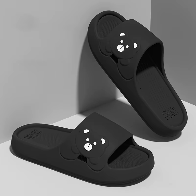 Pantoufles de salle de bain ours de dessin animé pantoufles d'intérieur pour femmes léger doux EVA d