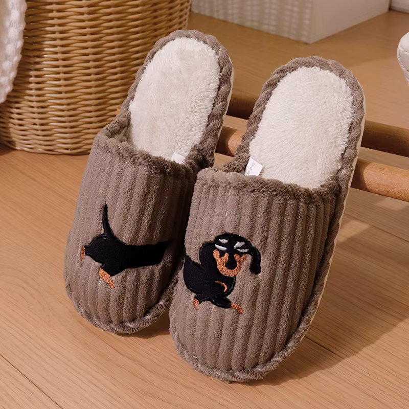 Pantoufles d'intérieur à motif de chien de dessin animé pour femmes, pantoufles de chambre à coucher
