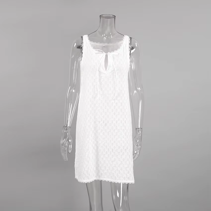 Robe de nuit blanche en coton soyeux pour femmes, chemise de nuit Sexy, ajourée, col en V, sans manc