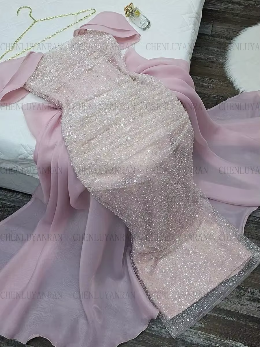 Robes d'occasion formelles à paillettes roses, épaules dénudées, longue robe de soirée personnalisée