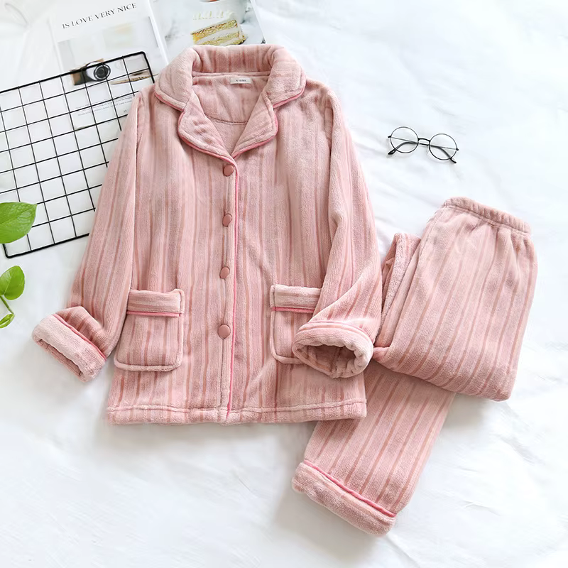 Nouveaux ensembles de pyjamas en flanelle 2026 pour femmes, épais et chauds, à manches longues et pa