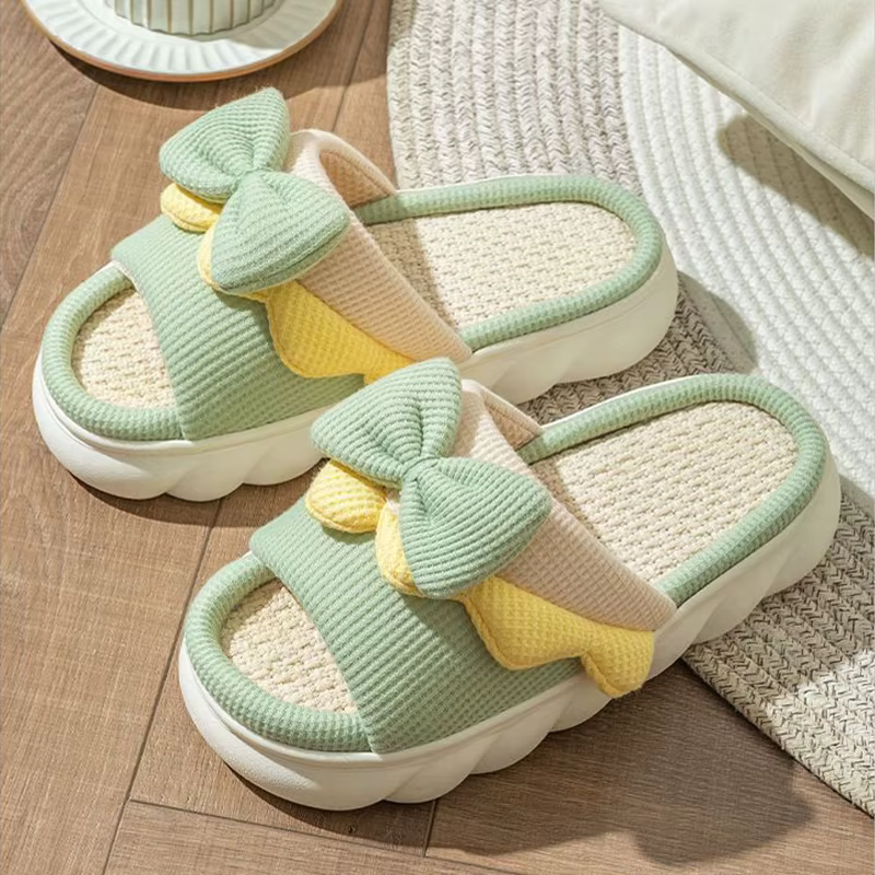 Pantoufles en lin pour femmes