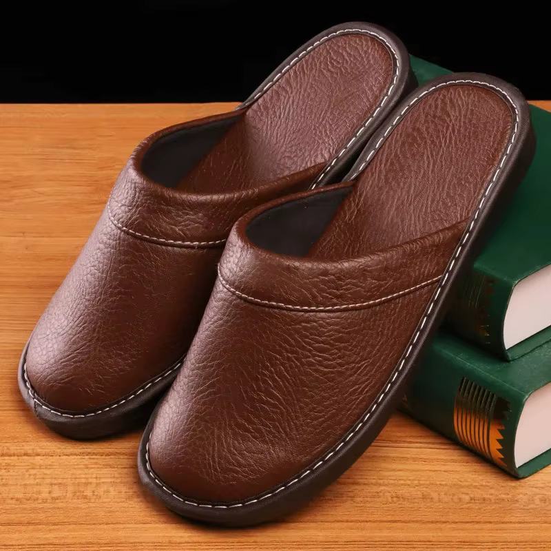 Pantoufles de luxe en cuir pour hommes