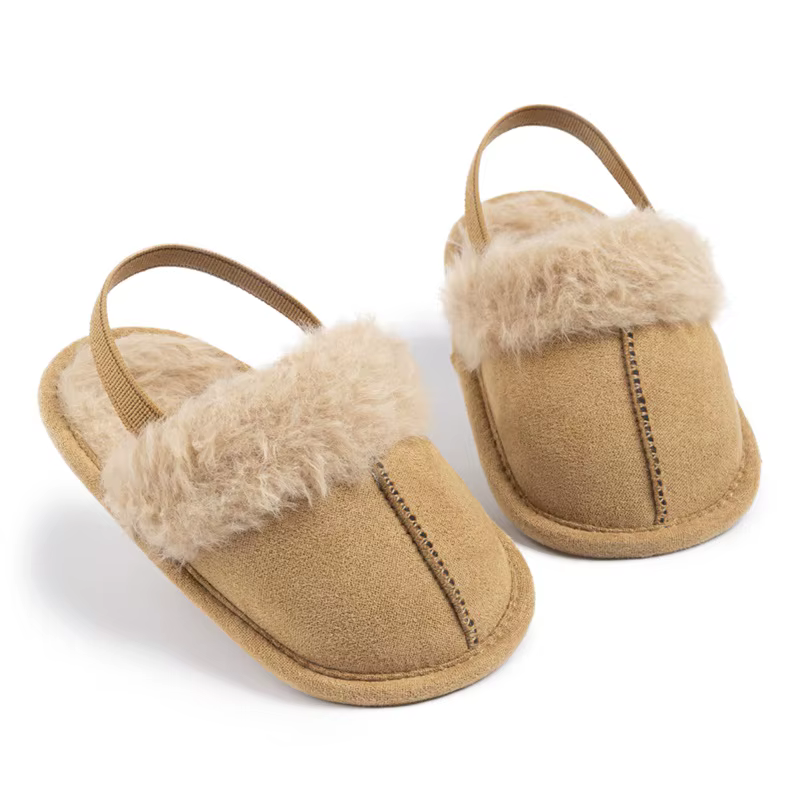 Sandales en peluche coordonnantes pour bébé fille